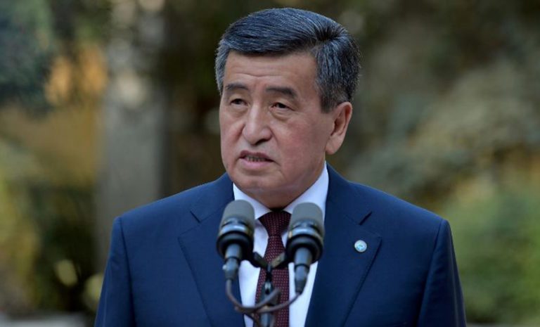 आन्दोलन चर्किएपछि किर्गिस्तानका राष्ट्रपतिले दिए राजीनामा