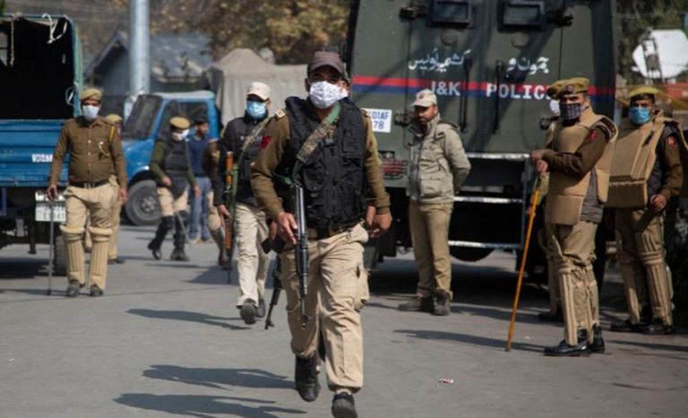 कश्मीरमा भाजपाका तीन कार्यकर्ताको गोली हानी हत्या
