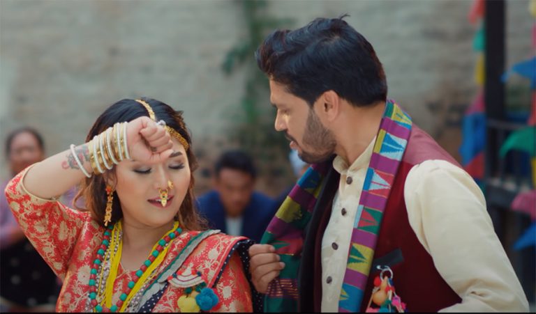 राजन र मिलनको ‘ताल्चा लगाउ