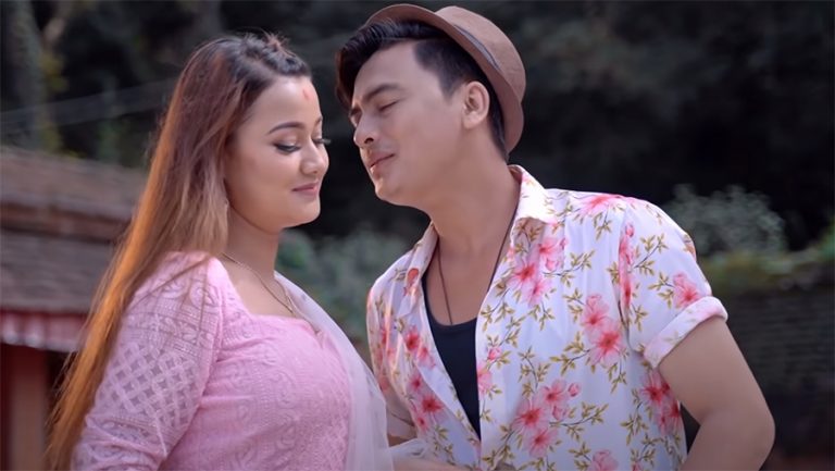 पलसँग जम्यो त रियाशाको जोडी ?