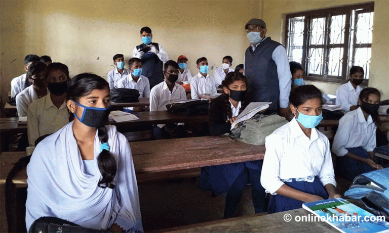 चिसो बढेपछि वीरगञ्जका विद्यालय बन्द