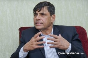 ओलीलाई घनश्याम भुसालको आग्रह : हामीलाई पराजित हुन दिनुस् !