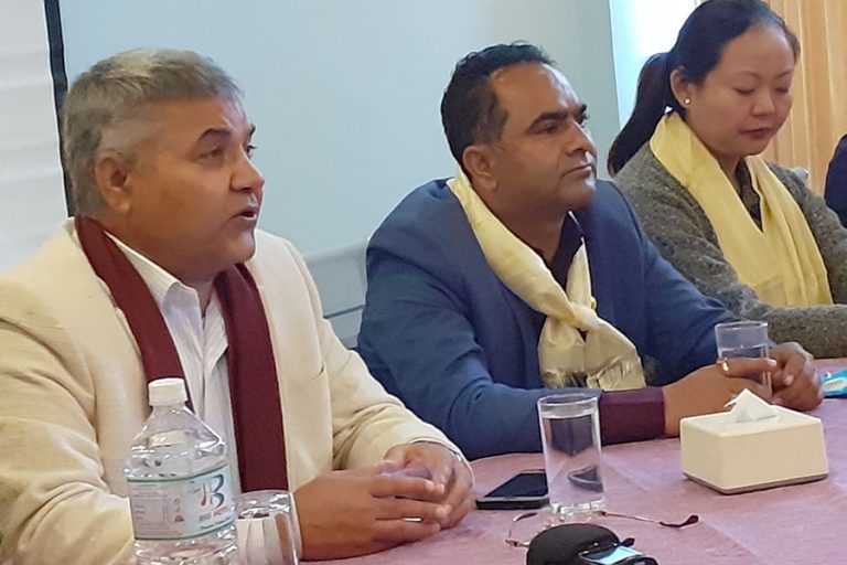 नारायणकाजीलाई गोकुल बास्कोटाको सुझाव- आदर्श नेताले मबाट सिक्नोस्
