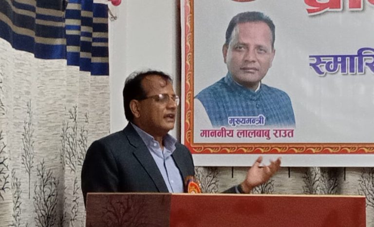 चिकित्सकलाई सरकारले चाकडी गर्न बाध्य बनाएको छ : मुख्यमन्त्री राउत