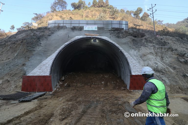 ३२ महिनामा नागढुंगा सुरुङमार्गमा ३९ प्रतिशत मात्रै काम