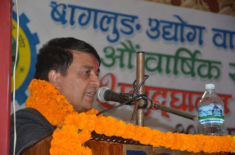 सरकारको दृष्टिकोणमा परिवर्तन आवश्यक छ: वरिष्ठ उपाध्यक्ष ढकाल