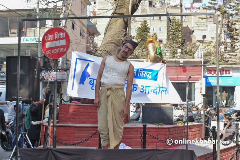 खरीबोटमा शुक्रराजलाई फेरि झुण्डाइयो !