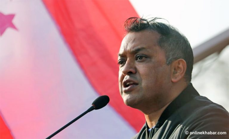 नेतृत्वलाई गगनको प्रश्न : कहिल्यै विधिमा चल्नुनपर्ने ?