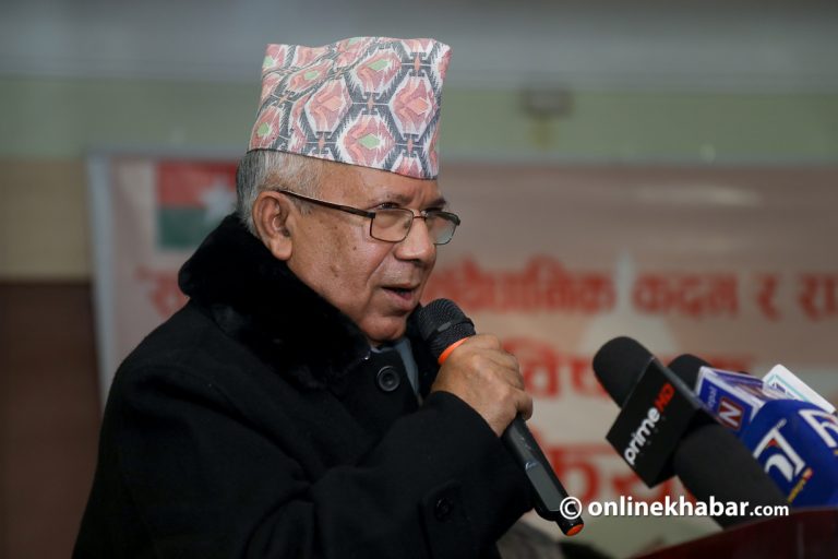 संसद् विघटन सिंगो व्यवस्था सिध्याउने कदम हो : माधव नेपाल
