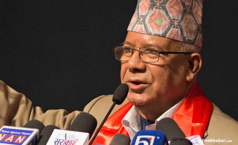 रिङरोडमा बख्तरबन्द गाडी गुडाउँदैमा तर्सदैनौं : माधव नेपाल
