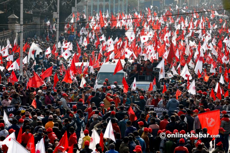 कम्युनिष्टलाई सधैंको पिरलो : बलियो जनमत, संसदमा अल्पमत