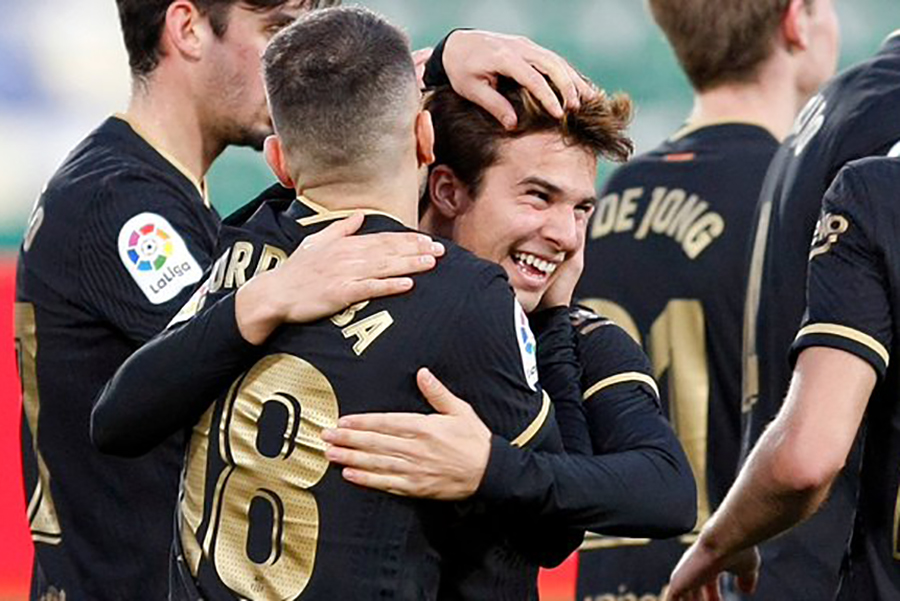 बार्सिलोना तेस्रो स्थानमा