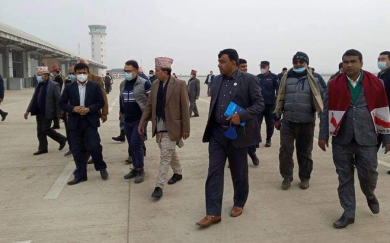 पर्यटनमन्त्री ढकालद्वारा विमानस्थल र लुम्बिनी क्षेत्रको निरीक्षण