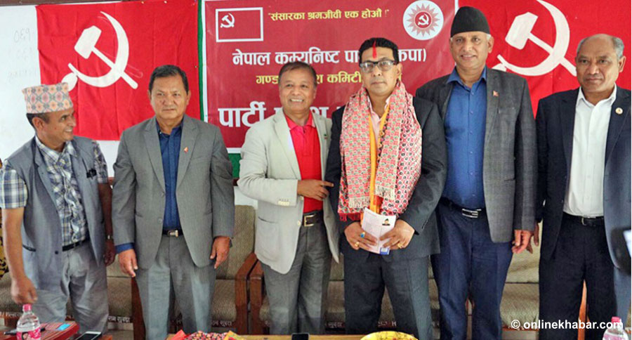 दीपक मनाङेले स्वतन्त्र सांसद हुँ भन्दा मुख्यमन्त्रीलाई गाह्रो !