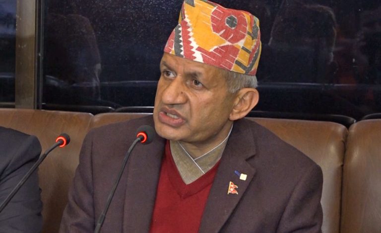 मन्त्री ज्ञवाली भन्छन् : कोरोना खोपमा भारतले नेपाललाई प्राथमिकतामा राखेको छ