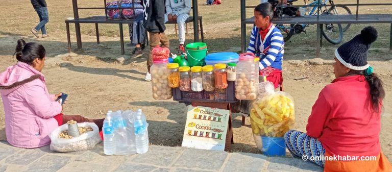 नगर पुलिस लखेट्न आएन, नेपाल बन्द पो रहेछ !