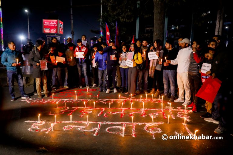 प्रतिगमन पराजित भएको भन्दै मनाइयो खुशीयाली