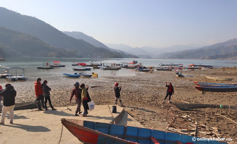 बर्षौंपछि यसकारण घट्यो फेवातालको पानी
