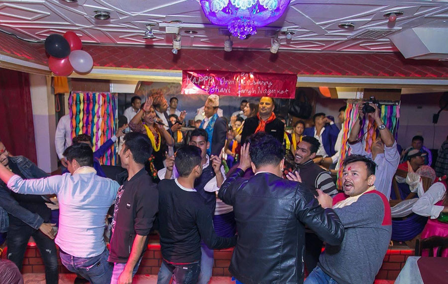 बढ्न थाल्यो दोहारी साँझमा चहलपहल