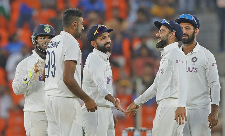 भारत १० विकेटले विजयी, सिरिजमा २-१ को अग्रता