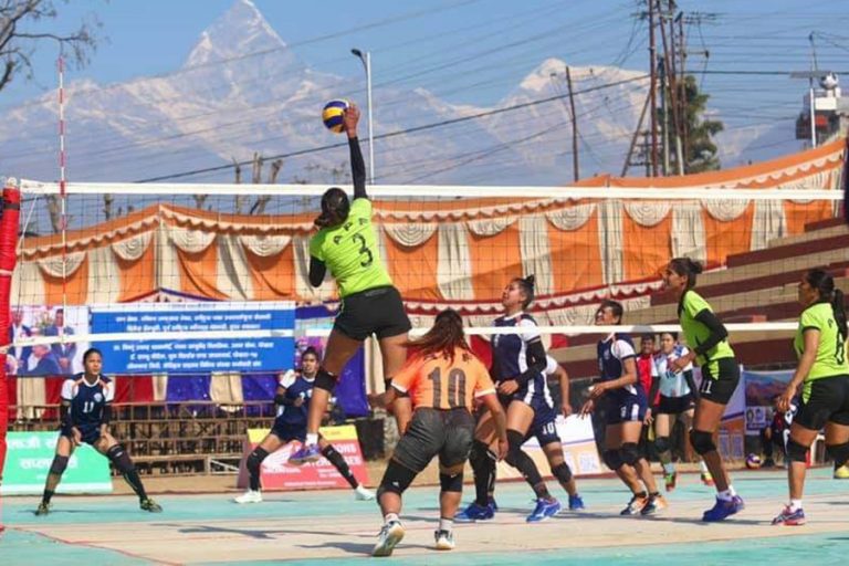 महिला भलिबल : एपीएफमाथि पुलिसकाे शानदार जित