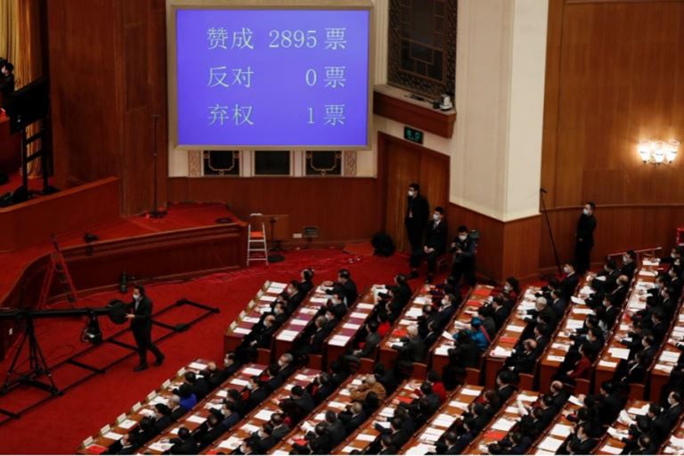 चीनमा हङकङको निर्वाचनमा अंकुश लगाउने नियम पारित