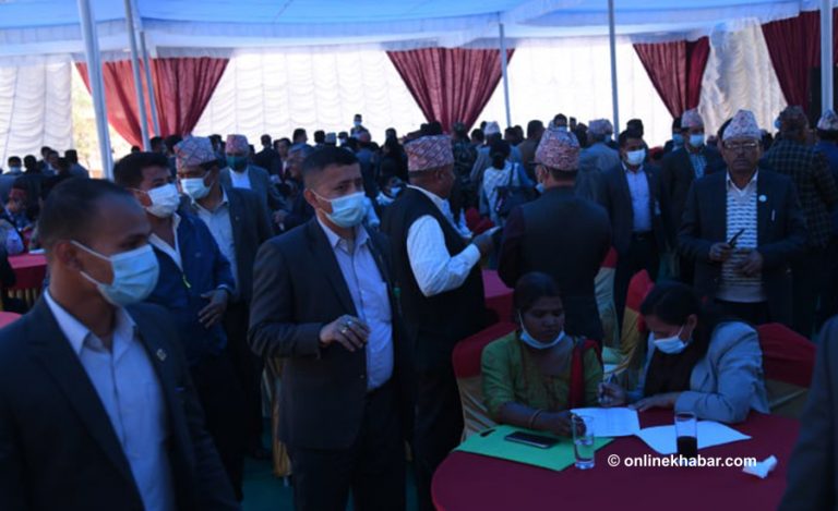 ‘पार्टी एकताको पहलमा चियापान’