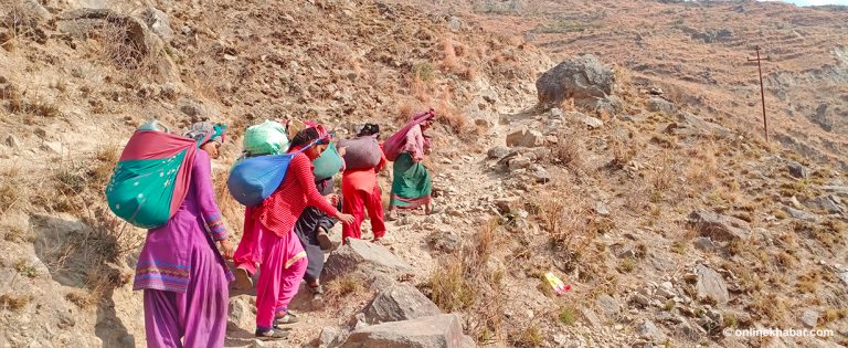 एउटा गाउँ, जहाँ २० वर्ष पुगेका अविवाहित महिला भेटिदैनन्