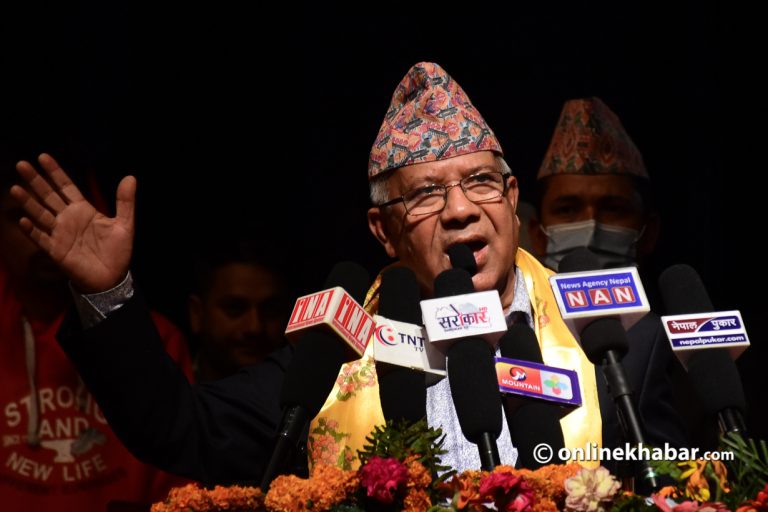 एमाले हाम्रो हो, केपी ओली पार्टी छाडेर गए हुन्छ : माधव नेपाल