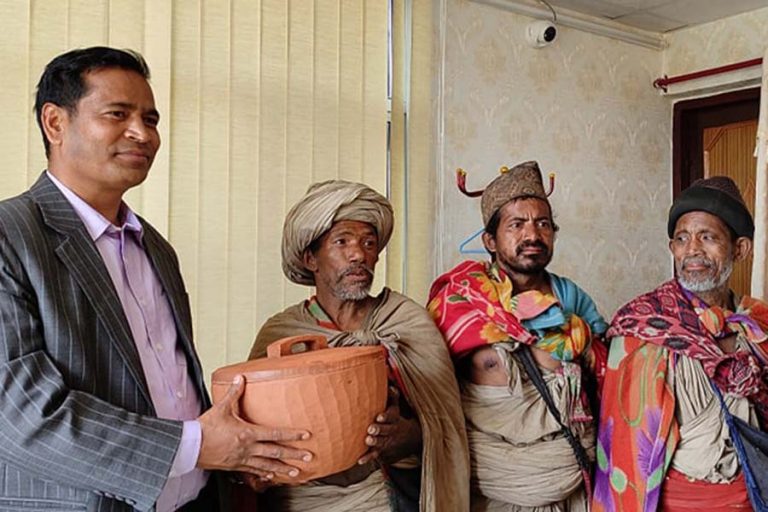 मुख्यमन्त्रीको आश्वासन पूरा भएन, राउटेले पाएनन् भत्ता