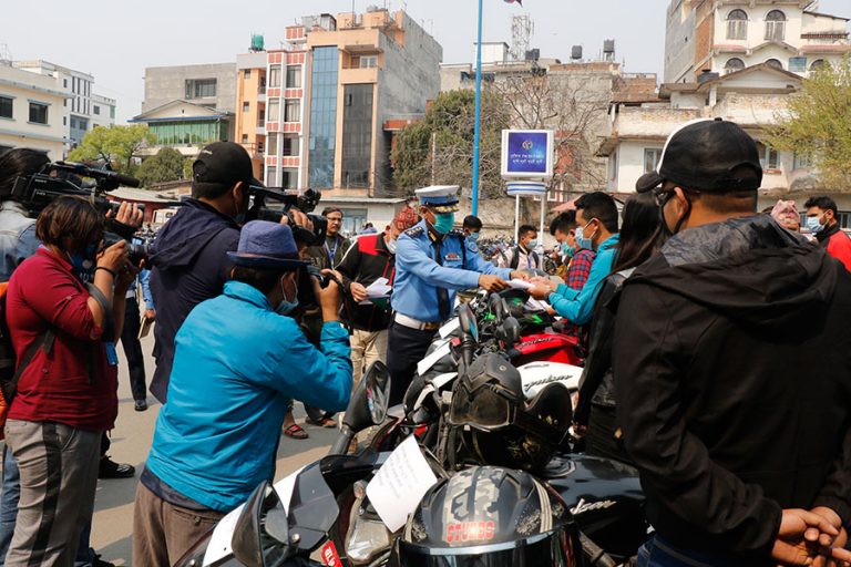 उपत्यकामा हराएका ३० मोटरसाइकल फेला, चोरीमा संलग्न दुई पक्राउ