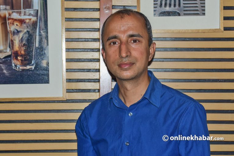 महामारीमा सरकार संवेदनशील नबन्दा थाक्न थाले जनता