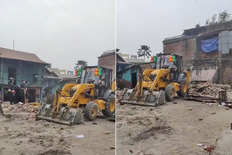 दमकमा डोजर लगाएर सुकुम्बासी बस्तीको घर भत्काइयो