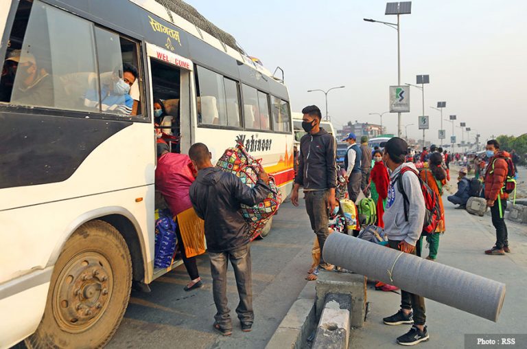काठमाडौं उपत्यकाबाट घर फर्किनेहरु बढे