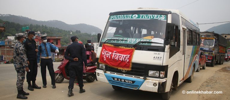 नाकामा बिहेको गाडीका लस्कर, साँगाबाट मात्रै ८० वटा बाहिरिए