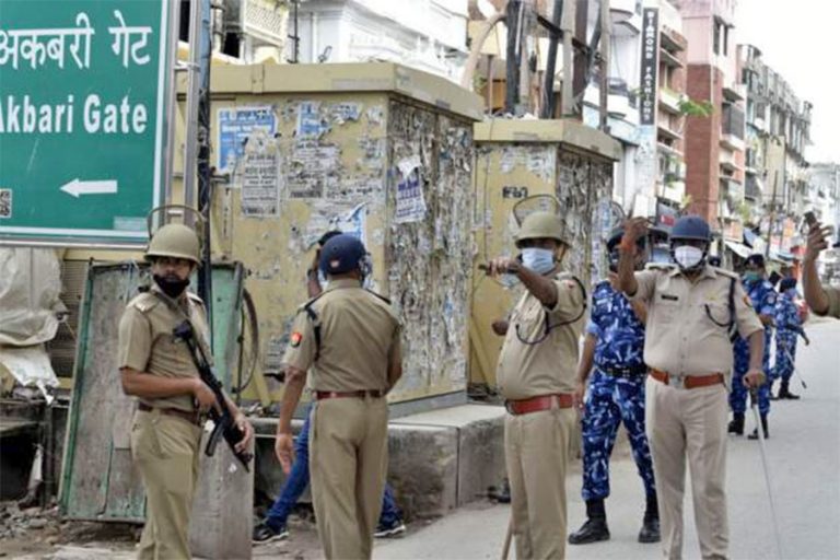 उत्तर प्रदेशमा आइतबारदेखि लकडाउन, मास्क नलगाउनेलाई १० हजार जरिवाना !