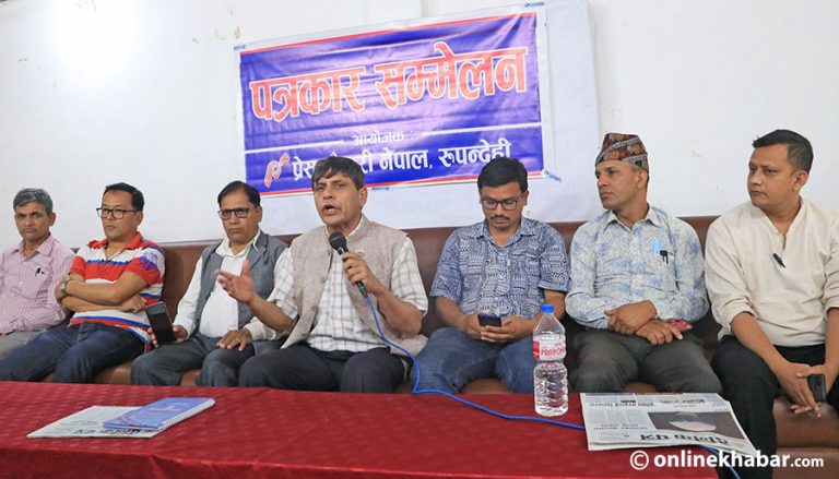 महन्थ ठाकुरहरुसँग मिलेर सरकार जोगाउन खोज्नु गलत : घनश्याम भुसाल