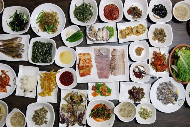 कोरियाली परम्परागत खाना, जहाँ अन्य देशको खानाको स्वाद समेत समेटिन्छ