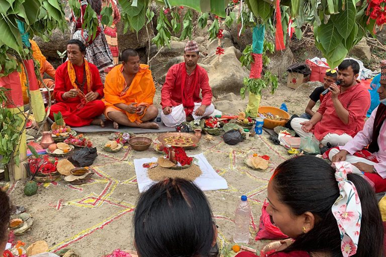 ठोरीको सीता गुफामा राम मूर्तिको शिलान्यास