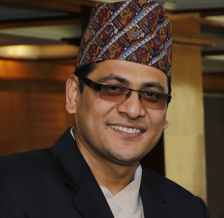 ‘ठूला बैंकहरु असफल भए अर्थतन्त्रलाई थेग्न गाह्रो हुनसक्छ’