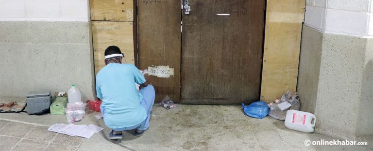 पाटन अस्पतालको कोरोना वार्डमा जे देखियो