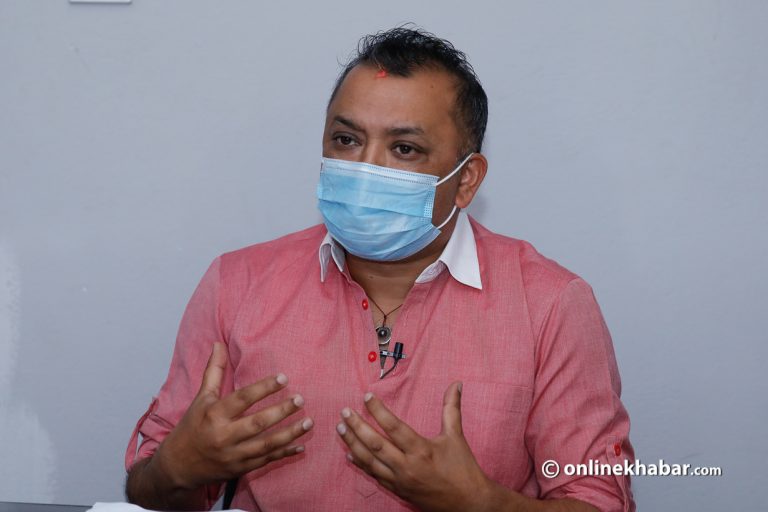 सर्वोच्चको फैसलाबाट संविधानको रक्षा : गगन थापा