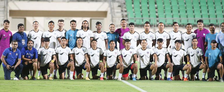 नेपाली फुटबल टोली इराकबाट कुवेत जाँदै