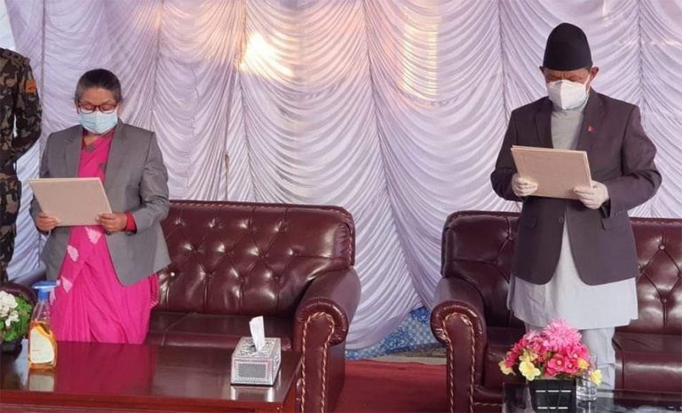 गण्डकीमा मुख्यमन्त्री नियुक्त गुरुङले लिए शपथ