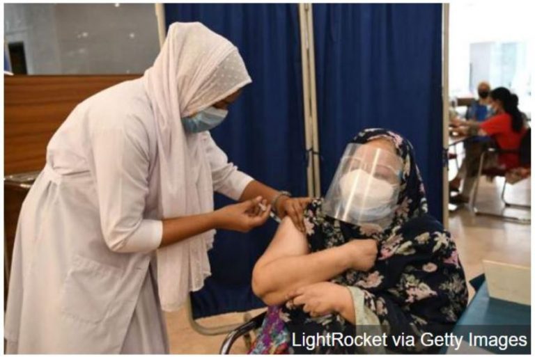 भारतबाट नपाएपछि बंगलादेशले अमेरिका र बेलायतसँग कोरोना खोप माग्यो