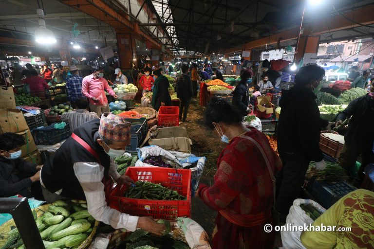 कालीमाटीमा आलु प्रतिकिलो १० रुपैयाँ घट्यो , यस्तो छ तरकारी भाउ