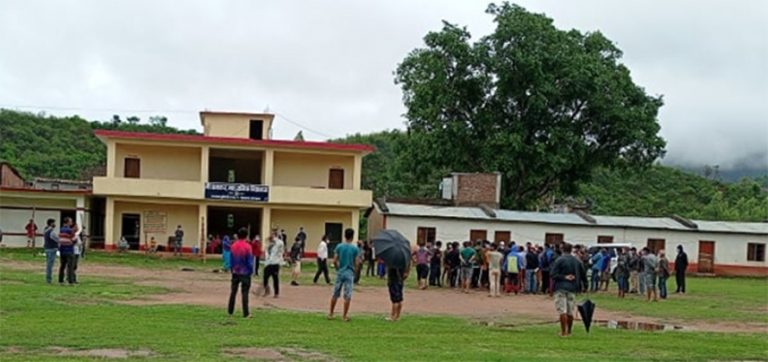 समयमै एम्बुलेन्स नआउँदा सल्यानमा बिरामीको मृत्यु