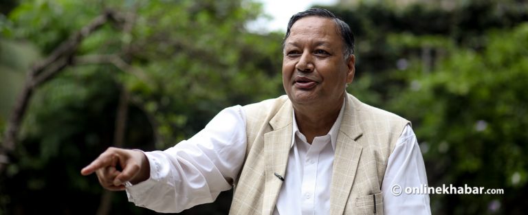 ‘राजनीतिमा महाडन जन्मिएपछि दीपक मनाङे त सामान्य लाग्छ’