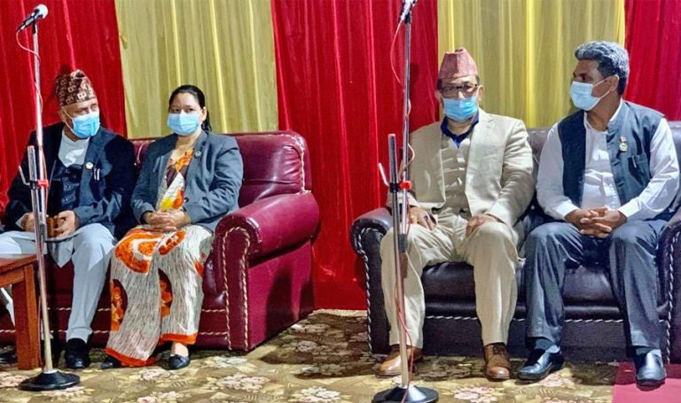 गण्डकीको मन्त्रिपरिषद् : दीपक मनाङेसहित चार विना विभागीय मन्त्री