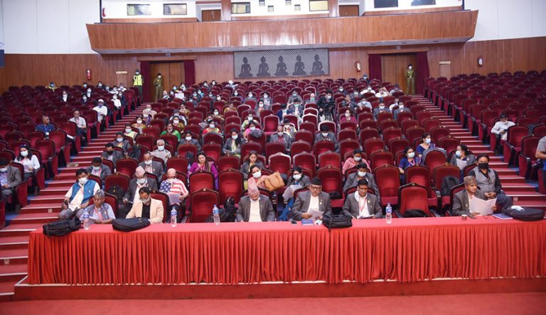 कांग्रेसको बहिस्कारपछि काठमाडौंको नगरसभा दुई दिनका लागि स्थगित
